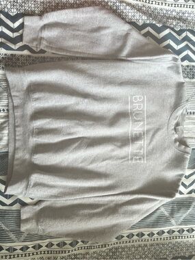 Brunette Crewneck Sweatshirt - Light Gray